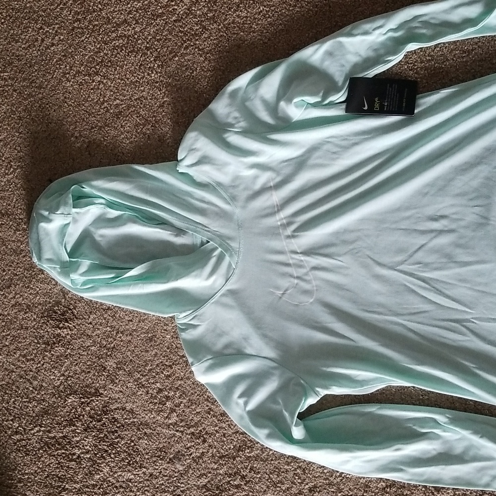 Nike Size Medium - Picture 3 of 6